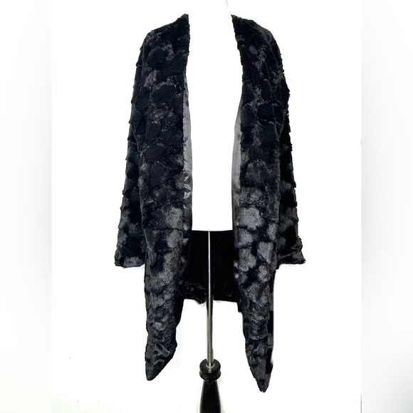 Altar’s State Faux Fur Wrap Coat Size M - Picture 6 of 8